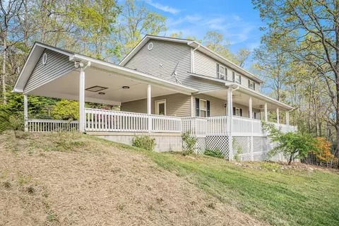 542 Sharp Top Cir, Blairsville, GA 30512
