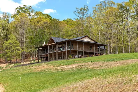 95 Upper Ridge Trl, Morganton, GA 30560