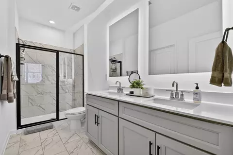 Bath - Unit 38 Grove Loop, Blue Ridge, GA 30513 photo 4 of 5