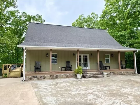 1803 Chatuge Hills Rd, Hiawassee, GA 30546