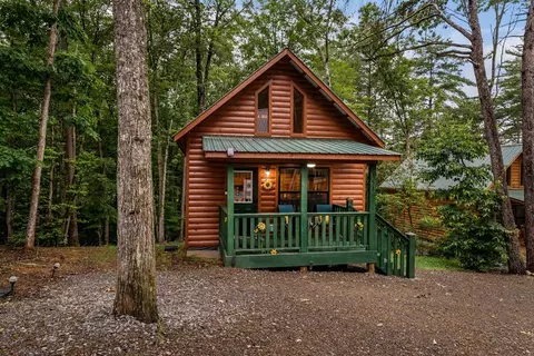 151 Rushmore Ln, Murphy, NC 28906