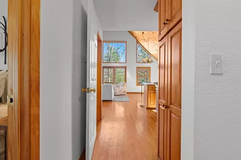 Entry Way - 161 Boulder Mountain Dr, Murphy, NC 28906 photo 3 of 9