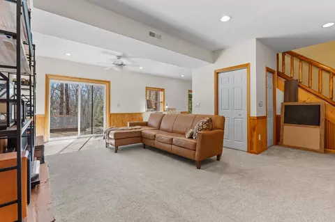 Living - 161 Boulder Mountain Dr, Murphy, NC 28906 photo 3 of 5