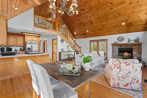Dining - 161 Boulder Mountain Dr, Murphy, NC 28906 photo 1 of 1