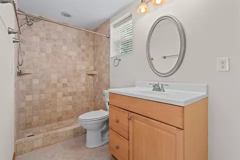 Bath - 161 Boulder Mountain Dr, Murphy, NC 28906 photo 2 of 2