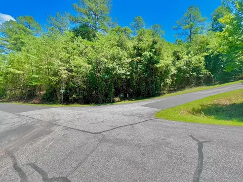 64 Meadow Brooke Dr, Young Harris, GA 30582