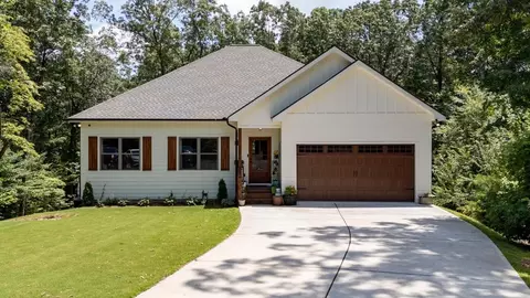 146 Hackney Trl, Ellijay, GA 30536