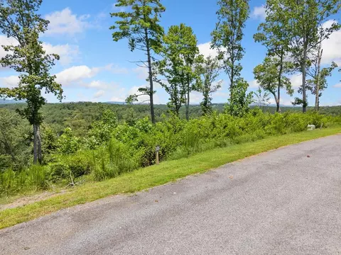 105 River Knoll Trl, Ellijay, GA 30540