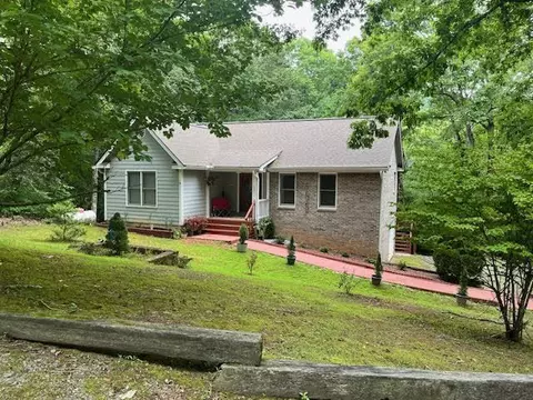 125 Jess Hooper Dr, Hayesville, NC 28904