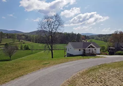 397 Everetts Vw, Blairsville, GA 30512