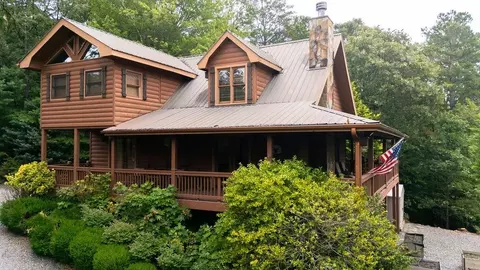 120 Foxfire Rd, Blue Ridge, GA 30513