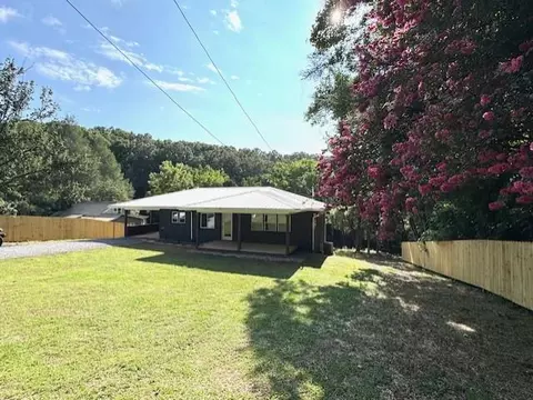 428 Kingtown St, Mccaysville, GA 30555