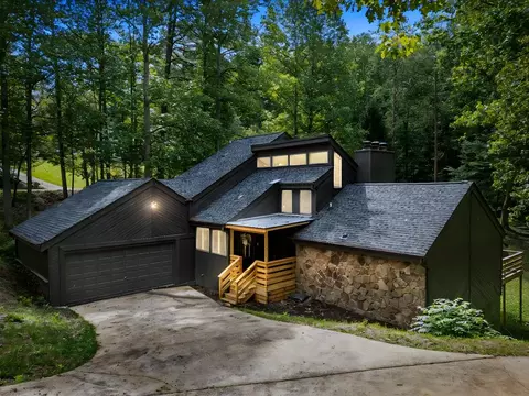 319 Woodside Acres Dr, Murphy, NC 28906