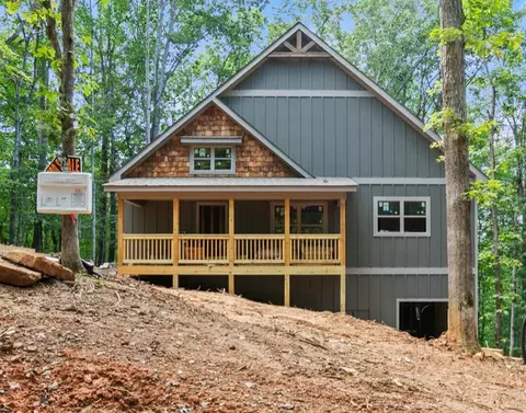 560 Gunite Cir, Ellijay, GA 30540