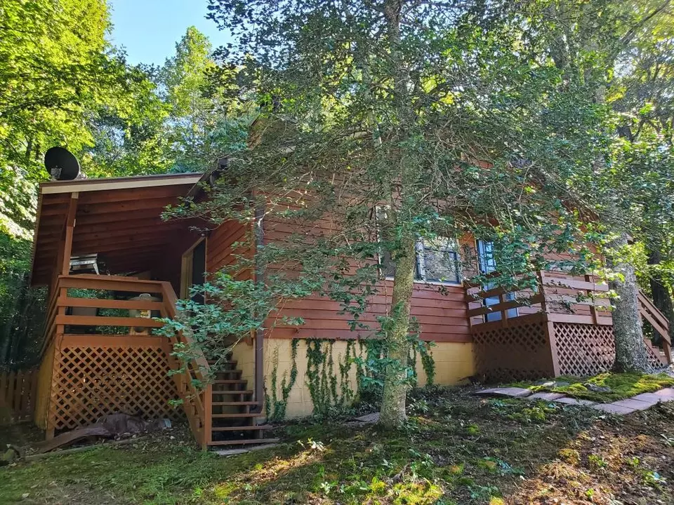 Exterior - 83 Boxborough Dr, Blairsville, GA 30512 photo 16 of 18