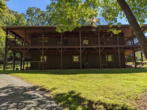 223 Mountain Breezes Dr, Hayesville, NC 28904