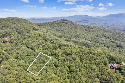 17 Amy Creek Cir # B, Ellijay, GA 30540