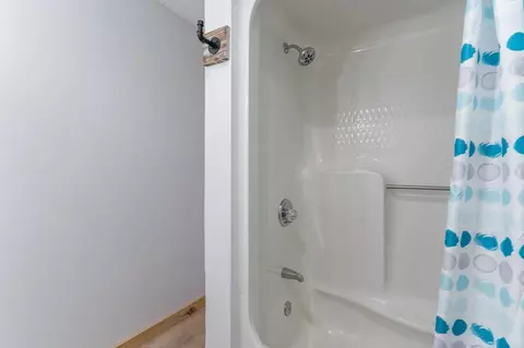 Bath - 125 Ridgewood Dr, Murphy, NC 28906 photo 6 of 6