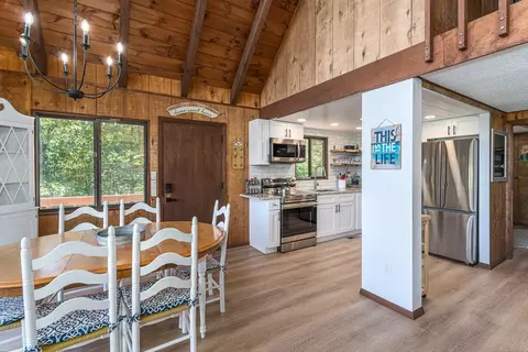 Dining - 125 Ridgewood Dr, Murphy, NC 28906 photo 3 of 3
