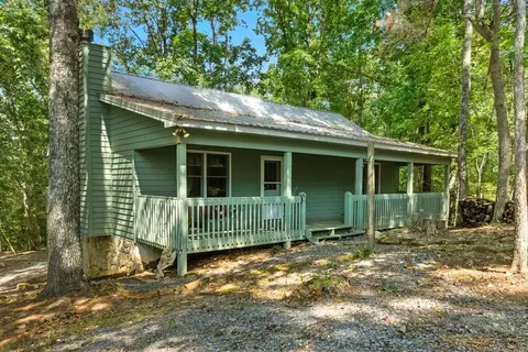 685 Riverview Dr, Ellijay, GA 30540