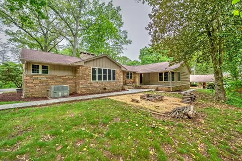 241 S Boulevard St, Murphy, NC 28906