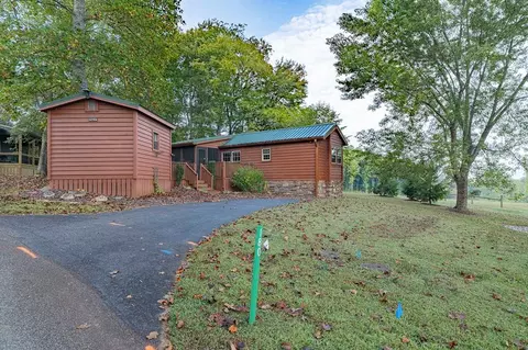 180 Chimney Rdg, Blairsville, GA 30512