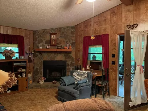 823 Crisp Rd, Murphy, NC 28906 photo 3