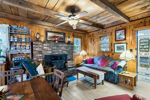 Living - 64 Timberline Rd, Murphy, NC 28906 photo 2 of 3
