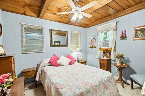 Bedroom - 64 Timberline Rd, Murphy, NC 28906 photo 1 of 2