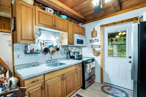 Kitchen - 64 Timberline Rd, Murphy, NC 28906 photo 2 of 2