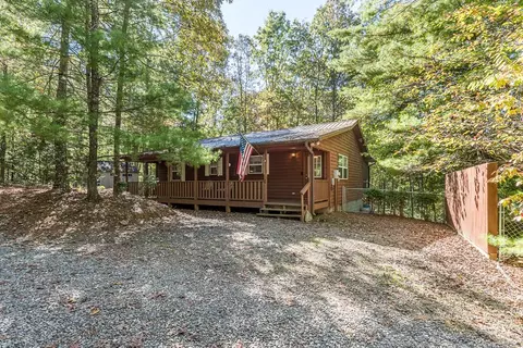 45 Settlers Crossing Way, Murphy, NC 28906