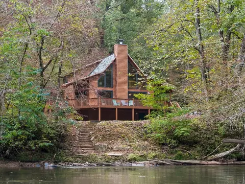 96 Holiday Ct, Ellijay, GA 30540