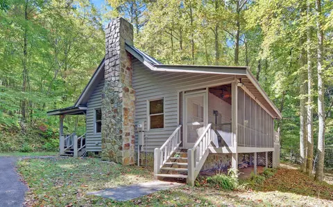 269 Brown Mountain Dr, Suches, GA 30572