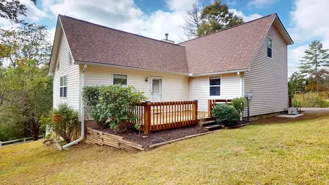 28 Joyce Rd, Murphy, NC 28906