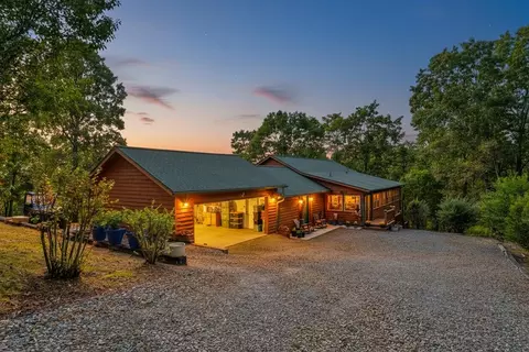 124 Graystone Dr, Murphy, NC 28906