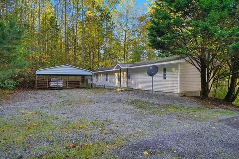 1907 John Call Rd, Talking Rock, GA 30175