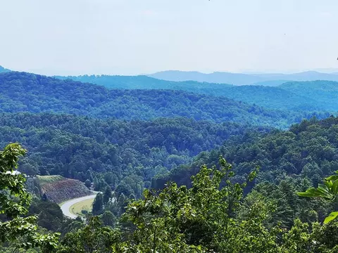 674 Warbler Rd, Murphy, NC 28906