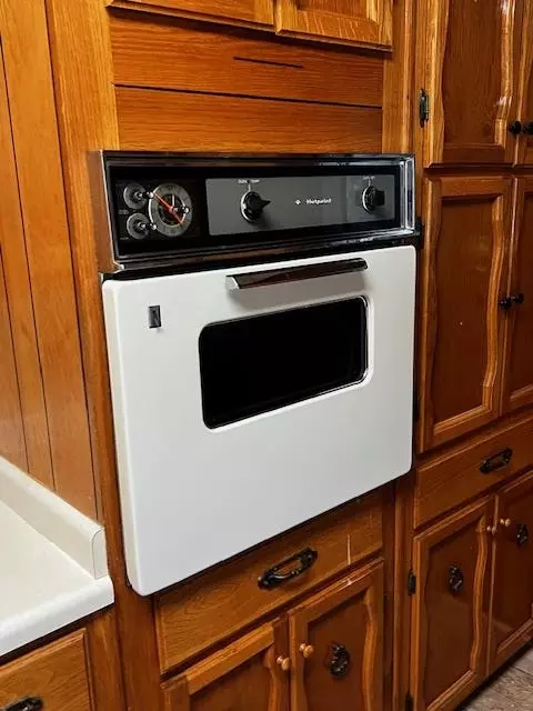 Kitchen - 1966 Hwy 142 E, Covington, GA 30014 photo 4 of 11