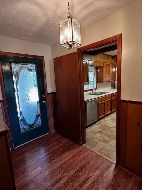 Entry Way - 1966 Hwy 142 E, Covington, GA 30014 photo 5 of 12