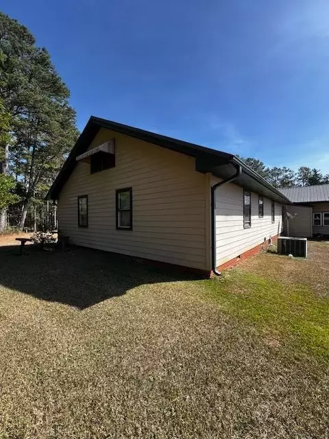 Exterior - 1966 Hwy 142 E, Covington, GA 30014 photo 5 of 20
