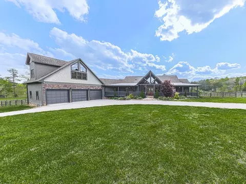 42 Lone Pine Dr, Morganton, GA 30560
