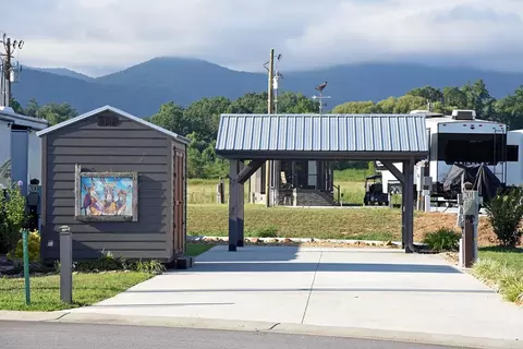 477 Mountain Creek Rd, Blairsville, GA 30512