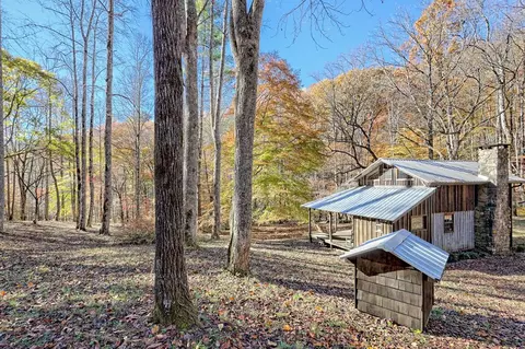 1307 Clear Creek Rd, Hayesville, NC 28904