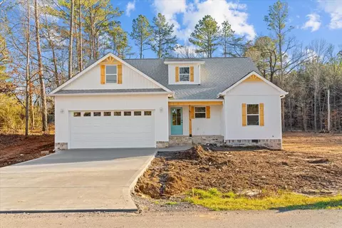 498 Wildwood Dr, Chatsworth, GA 30705