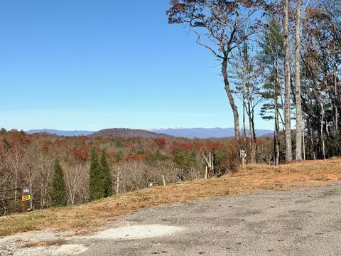 78 Hilltop Way, Mineral Bluff, GA 30559
