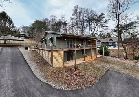 2276 Lovingood Rd, Hiawassee, GA 30546
