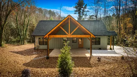 40 Cherry St, East Ellijay, GA 30540
