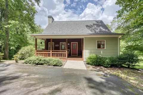 105 Evergreen Rd, Hiawassee, GA 30546