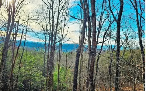 270 Graystone Dr, Murphy, NC 28906
