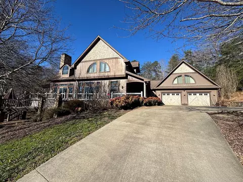 115 Dawsons Ln, Murphy, NC 28906
